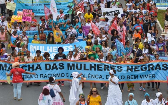 Marcha das mulheres negras contra o racismo em Brasília (Foto: Marcelo Casal Jr/Agência Brasil)