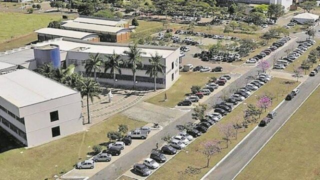 xufg.jpg.pagespeed.ic.4Nq7epcPRl