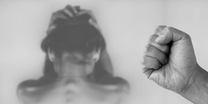 violence-4207549_1920-960×540