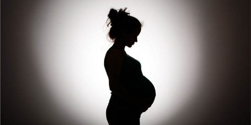 Violencia-obstetrica-na-visao-de-profissionais-de-saude-a-questao-de-genero-como-definidora-da-assistencia-ao-parto-2020-0689-Amanda-4T21