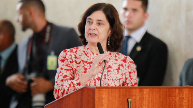 Lula-MaisMedicos-NisiaTrindade-Janja-CamiloSantana.20mar2023