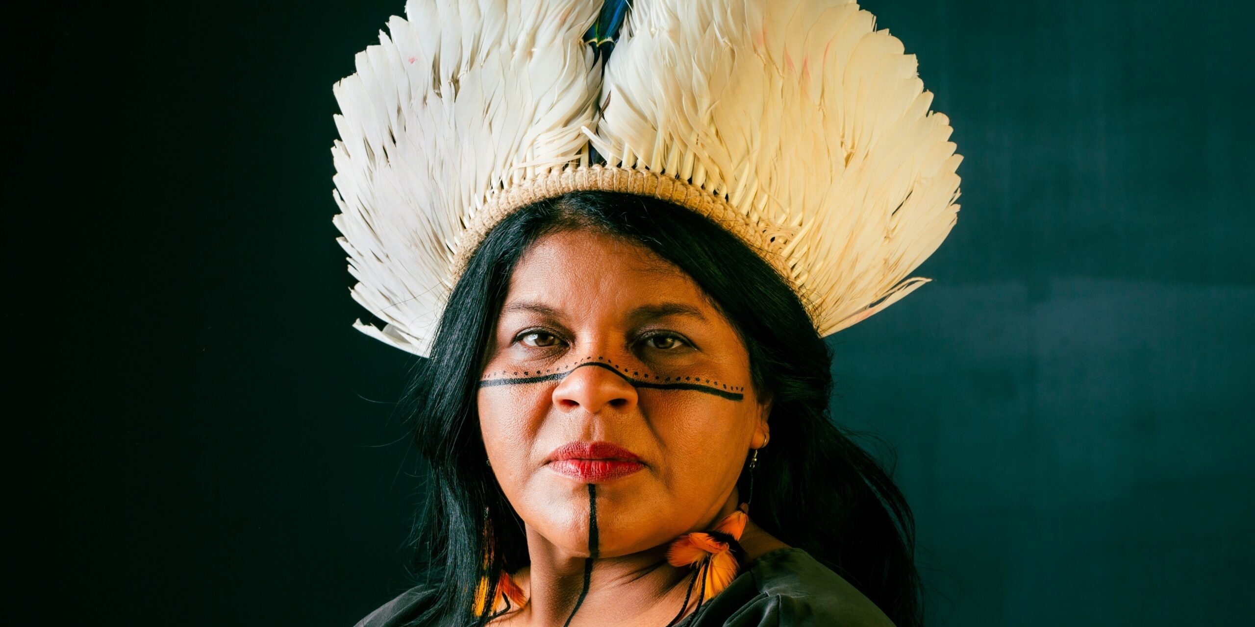 sonia-guajajara-afirma-que-82-dos-garimpeiros-ja-sairam-da-terra-indigena-yanomami-em-roraima-1688768877720_v2_4x3