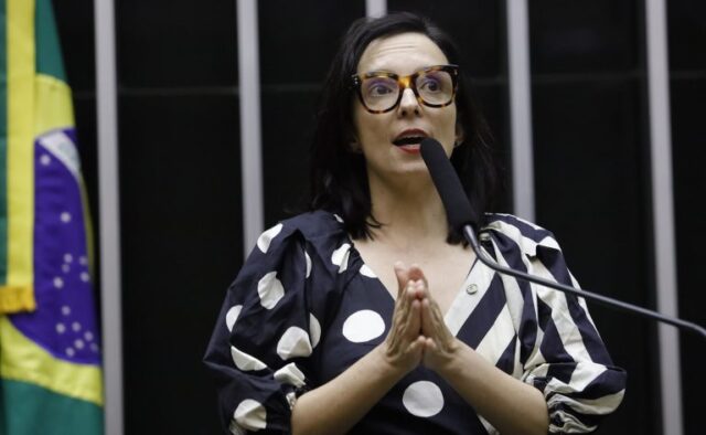 Ana Pimentel: projeto pode aumentar participação feminina nas pesquisas na área da saúde